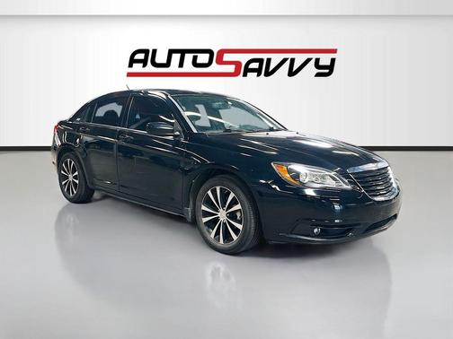 Black Clearcoat 2013 Chrysler 200 Touring