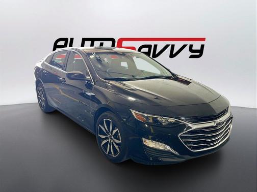 Mosaic Black Metallic 2025 Chevrolet Malibu FWD RS