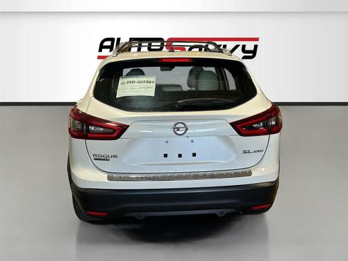 2022 Nissan Rogue Sport SL