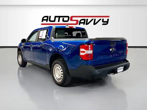 ATLAS BLUE METALLIC 2024 Ford Maverick XL
