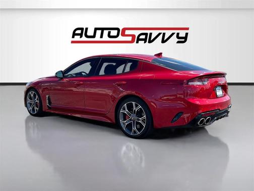 2022 Kia Stinger GT1