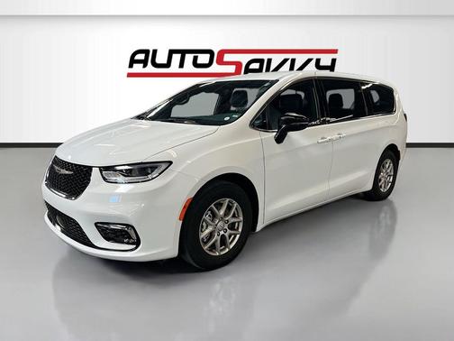 2026 Chrysler Pacifica L