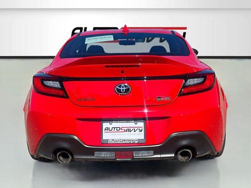 2025 Toyota GR86 Premium