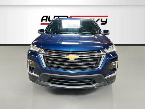 Northsky Blue Metallic 2022 Chevrolet Traverse LT Cloth