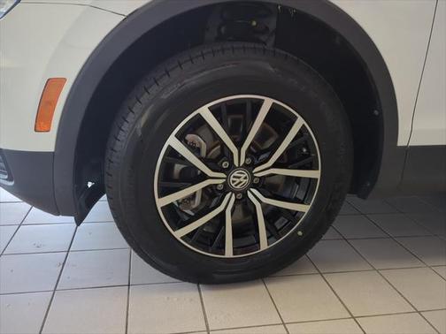 2021 Volkswagen Tiguan 2.0T SE R-Line Black 4MOTION