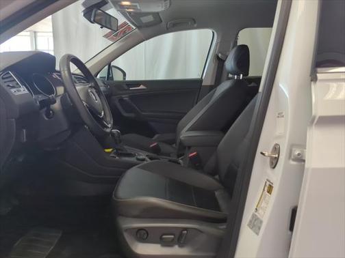2021 Volkswagen Tiguan 2.0T SE R-Line Black 4MOTION