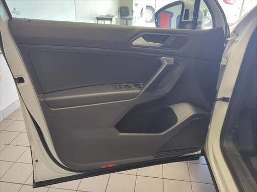 2021 Volkswagen Tiguan 2.0T SE R-Line Black 4MOTION