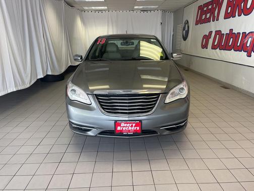 2013 Chrysler 200 Limited