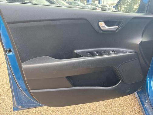 2022 Kia Rio S