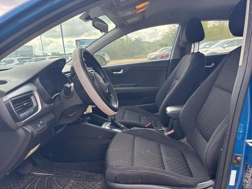 2022 Kia Rio S