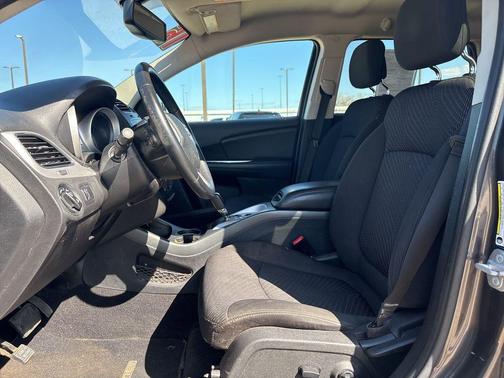 Granite Crystal Metallic Clearcoat 2016 Dodge Journey SXT