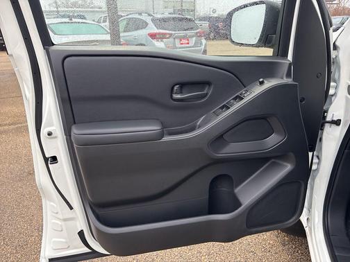 Glacier White 2026 Nissan Frontier SV