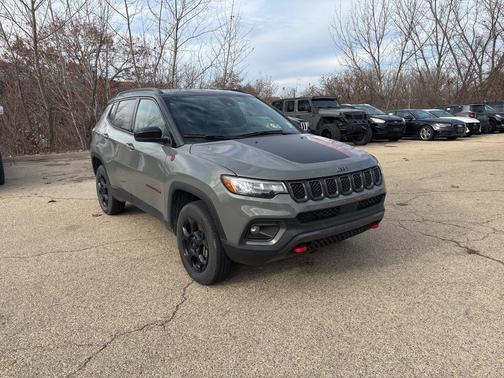 2024 Jeep Compass Trailhawk