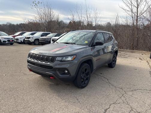 2024 Jeep Compass Trailhawk