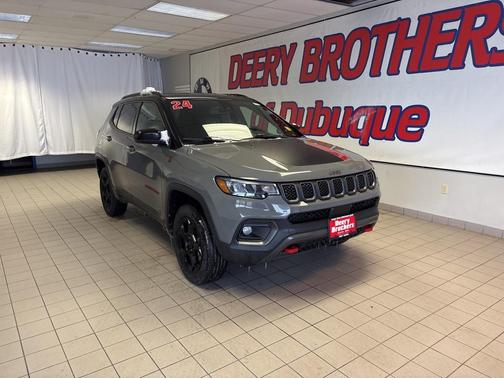 2024 Jeep Compass Trailhawk