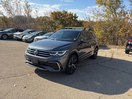 2022 Volkswagen Tiguan 2.0T SEL R-Line 4MOTION
