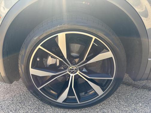 2022 Volkswagen Tiguan 2.0T SEL R-Line 4MOTION