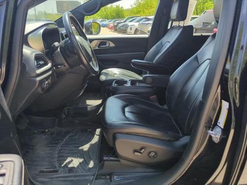 2020 Chrysler Pacifica L