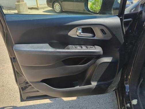2020 Chrysler Pacifica L