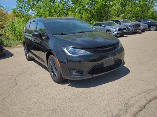 2020 Chrysler Pacifica L