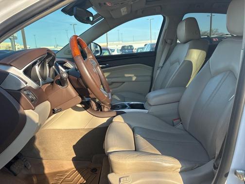 2010 Cadillac SRX Luxury Collection