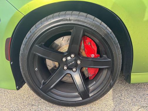 Granite Pearlcoat 2018 Dodge Charger SRT Hellcat