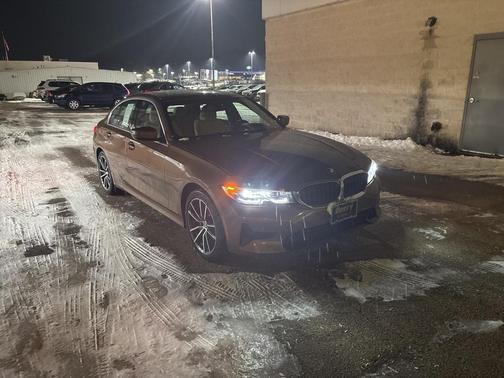 2019 BMW 330 i xDrive