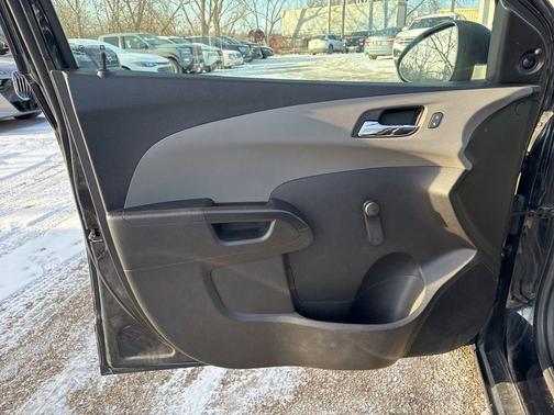 2014 Chevrolet Sonic LS