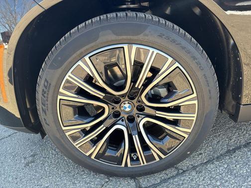 Black Sapphire Metallic 2026 BMW X3 30 xDrive