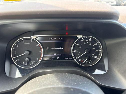 Boulder Gray Pearl/Super Black 2023 Nissan Rogue SV
