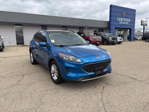 2020 Ford Escape SE