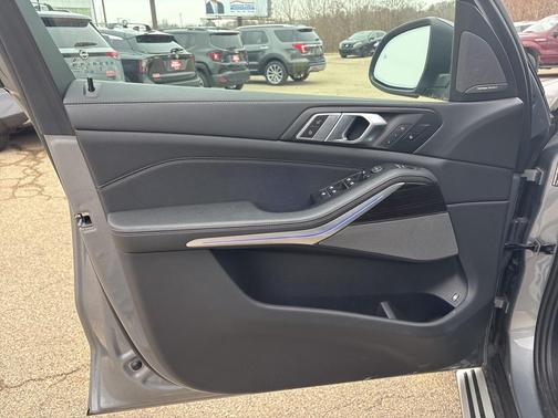 2024 BMW X5 xDrive50e