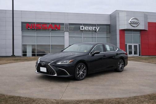 2023 Lexus ES 300h Base