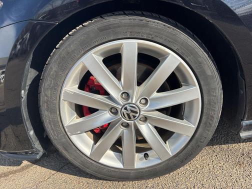 2017 Volkswagen Golf GTI 2.0T S 4-Door