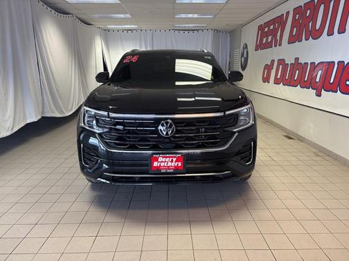 2024 Volkswagen Atlas Cross Sport 2.0T SEL Premium