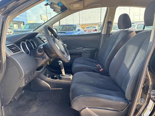 2009 Nissan Versa 1.8 S