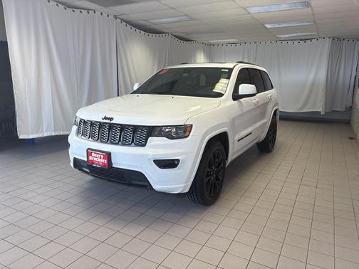 2019 Jeep Grand Cherokee Altitude