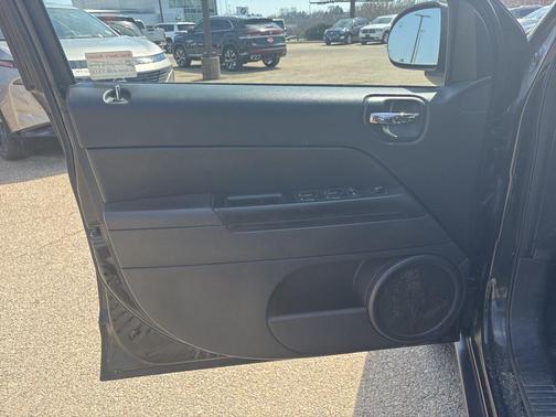 Black Clearcoat 2017 Jeep Compass Sport