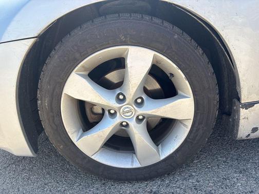 Silver Lightning Metallic 2009 Nissan Altima 3.5 SE
