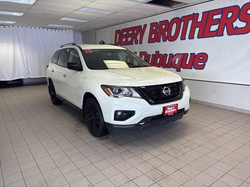 2018 Nissan Pathfinder SL