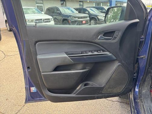 Laser Blue Metallic 2017 Chevrolet Colorado Z71