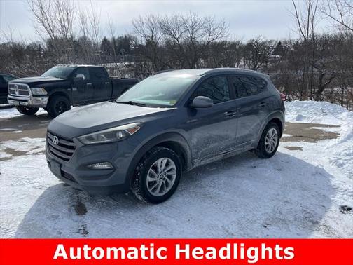 2016 Hyundai TUCSON SE