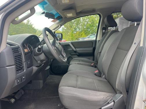2013 Nissan Titan S