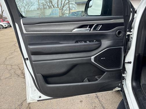 2024 Jeep Wagoneer L Series III