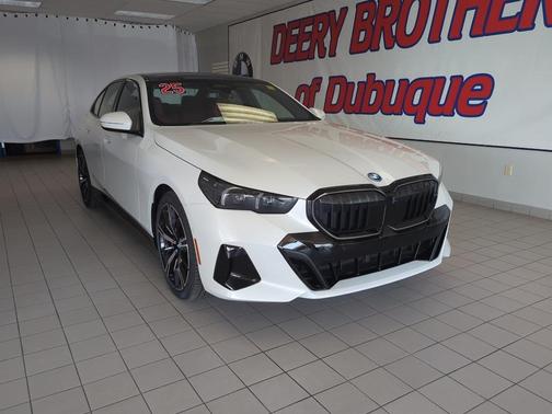 2025 BMW 550e xDrive