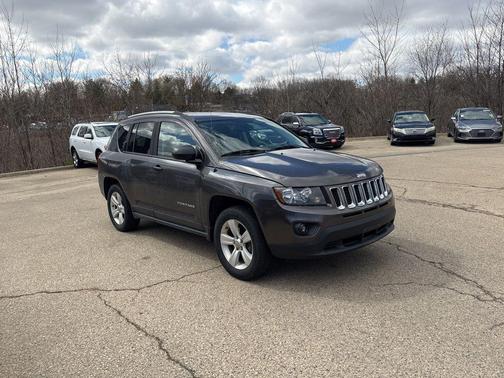 Granite Crystal Metallic Clearcoat 2016 Jeep Compass Sport