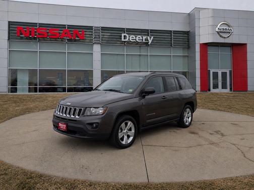 Granite Crystal Metallic Clearcoat 2016 Jeep Compass Sport