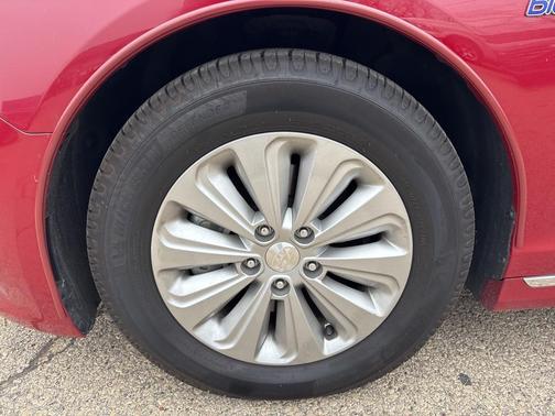 2016 Hyundai SONATA Hybrid SE