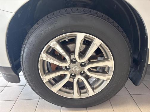 2013 Nissan Pathfinder SL