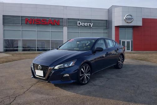 2022 Nissan Altima 2.5 SR